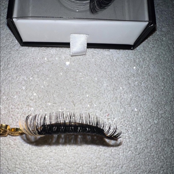 Faux mink eyelashes “creamsicle” - Picture 2 of 9
